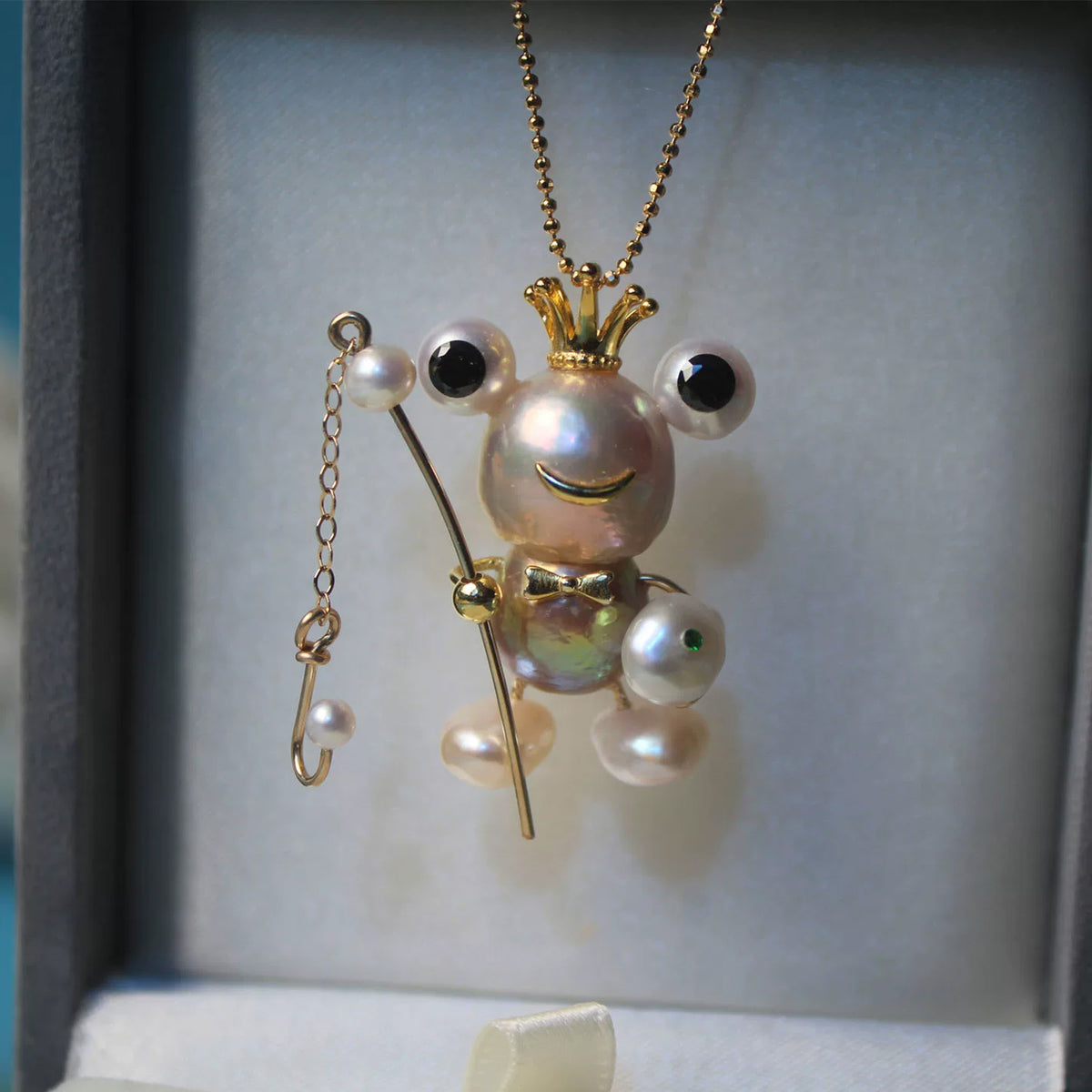 Handmade Frog Prince Pendant — Natural Freshwater Baroque Pearl