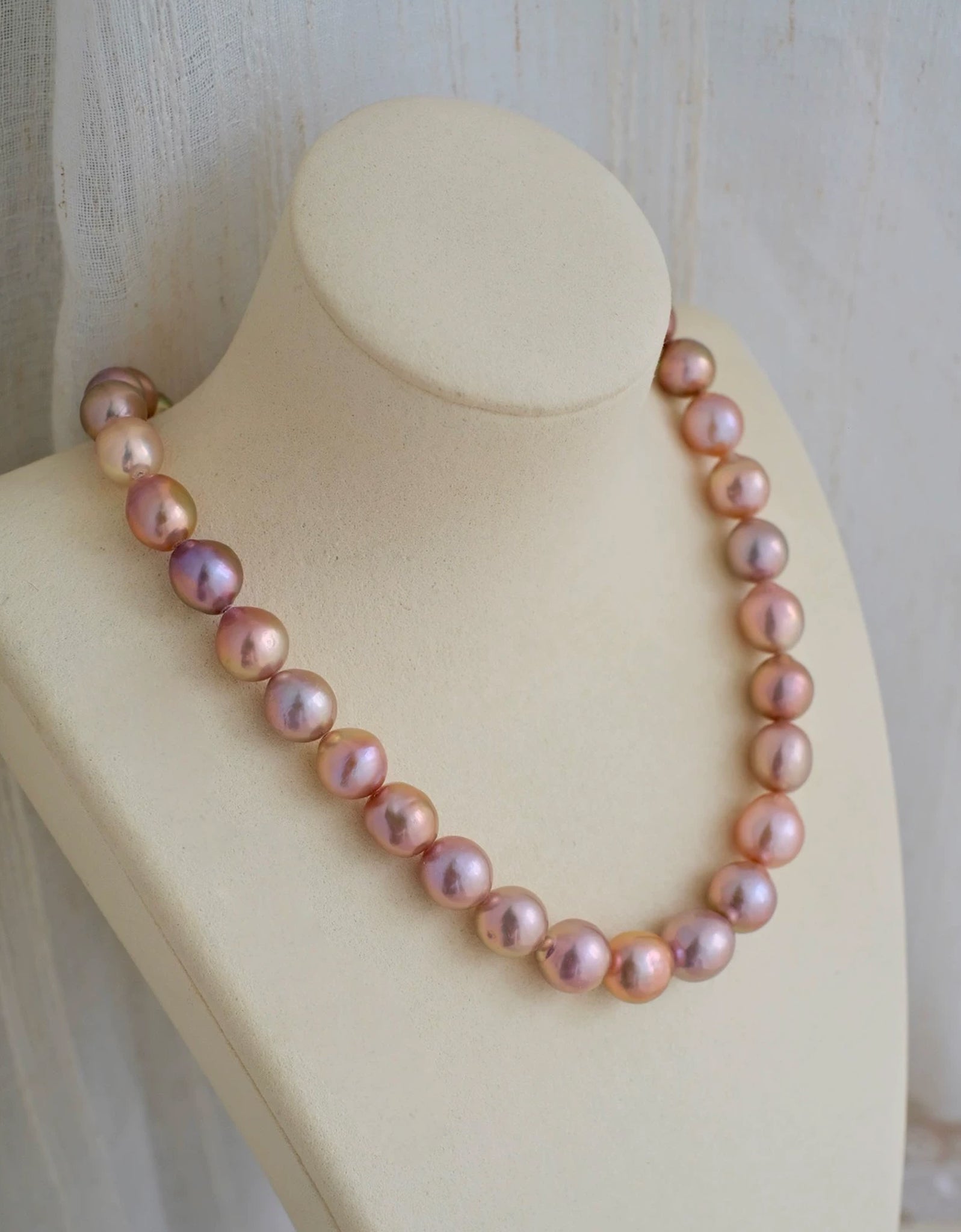 Edison Baroque Pearl Necklace