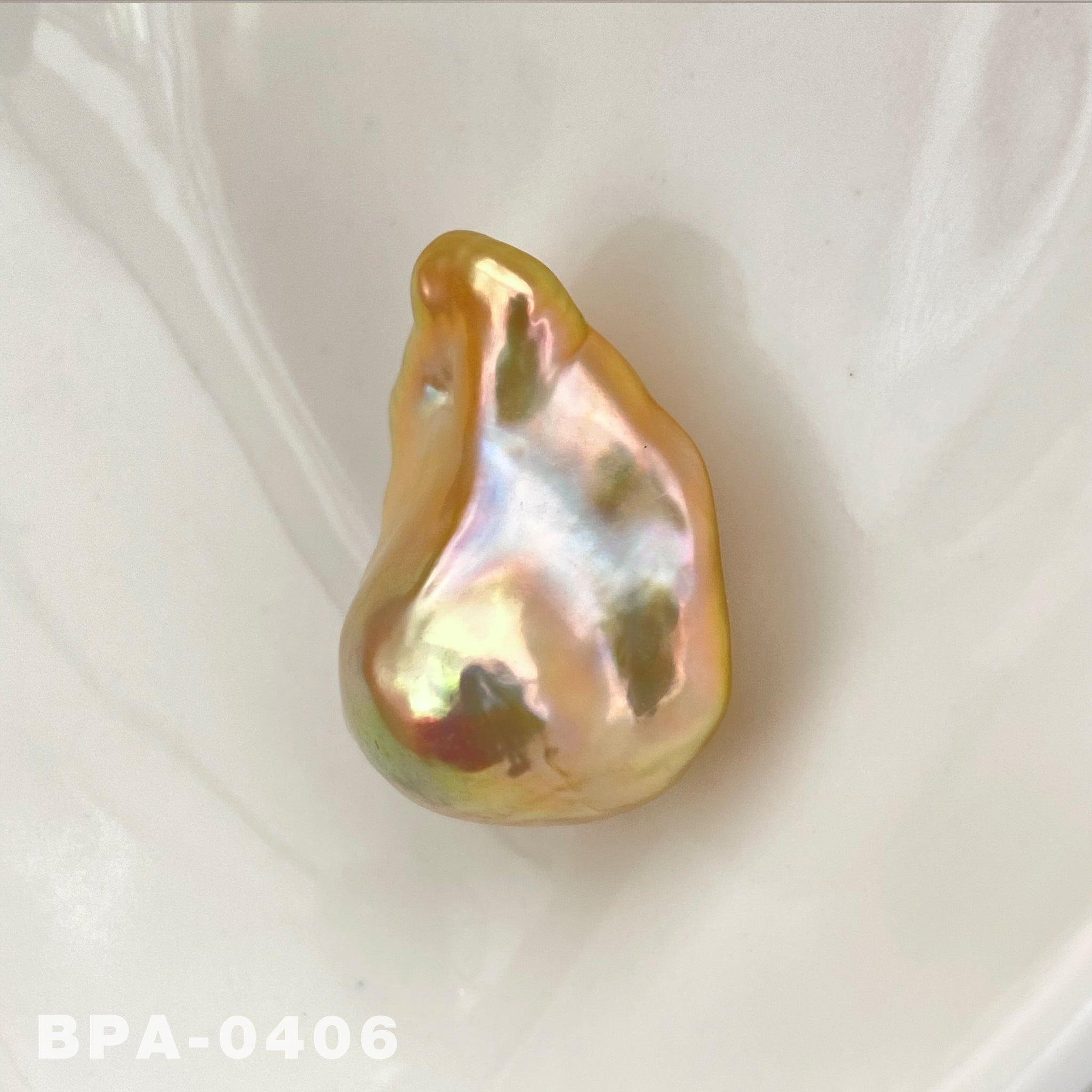 23.6mm Freshwater Fireball Baroque Pearl