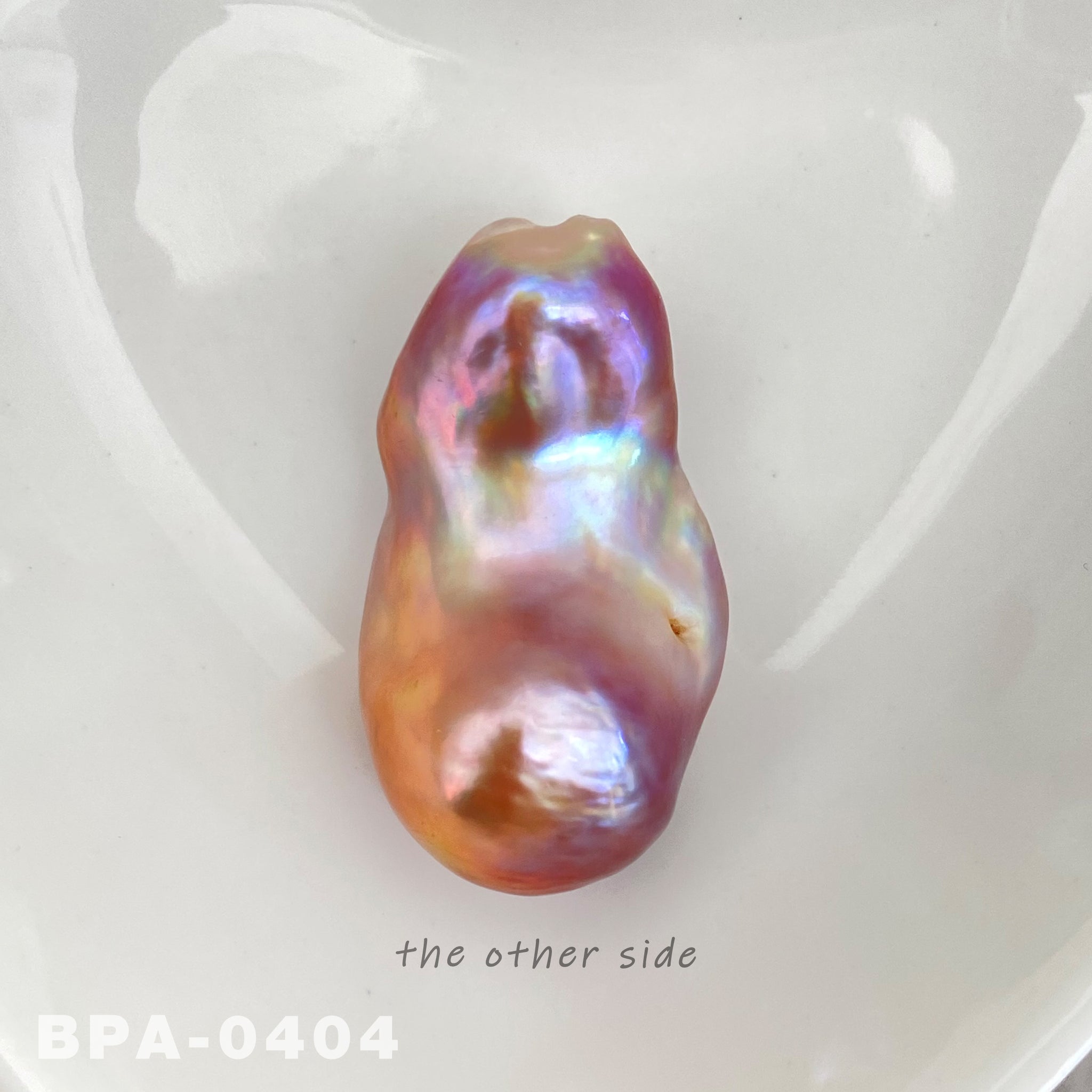 33mm Freshwater Fireball Baroque Pearl