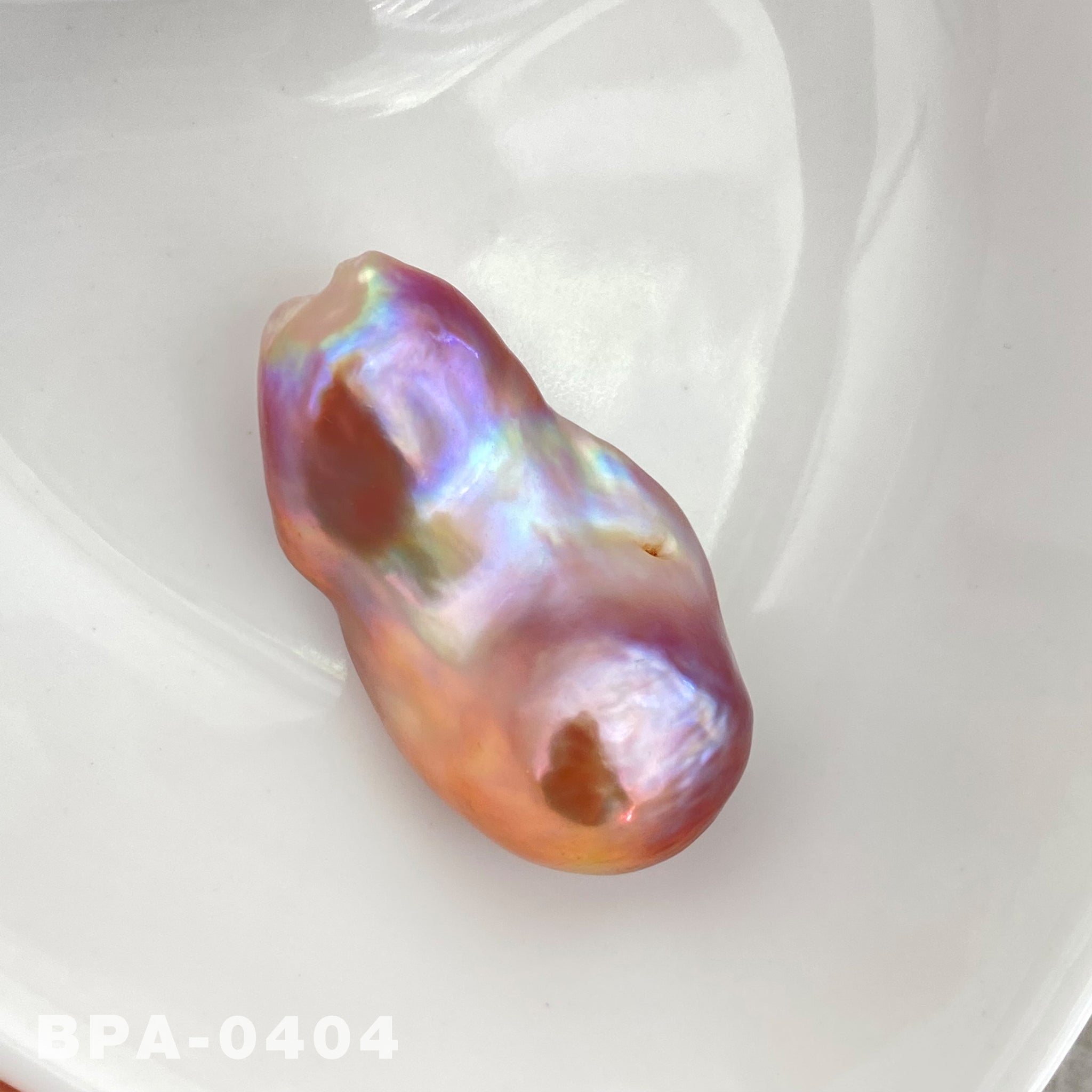 33mm Freshwater Fireball Baroque Pearl